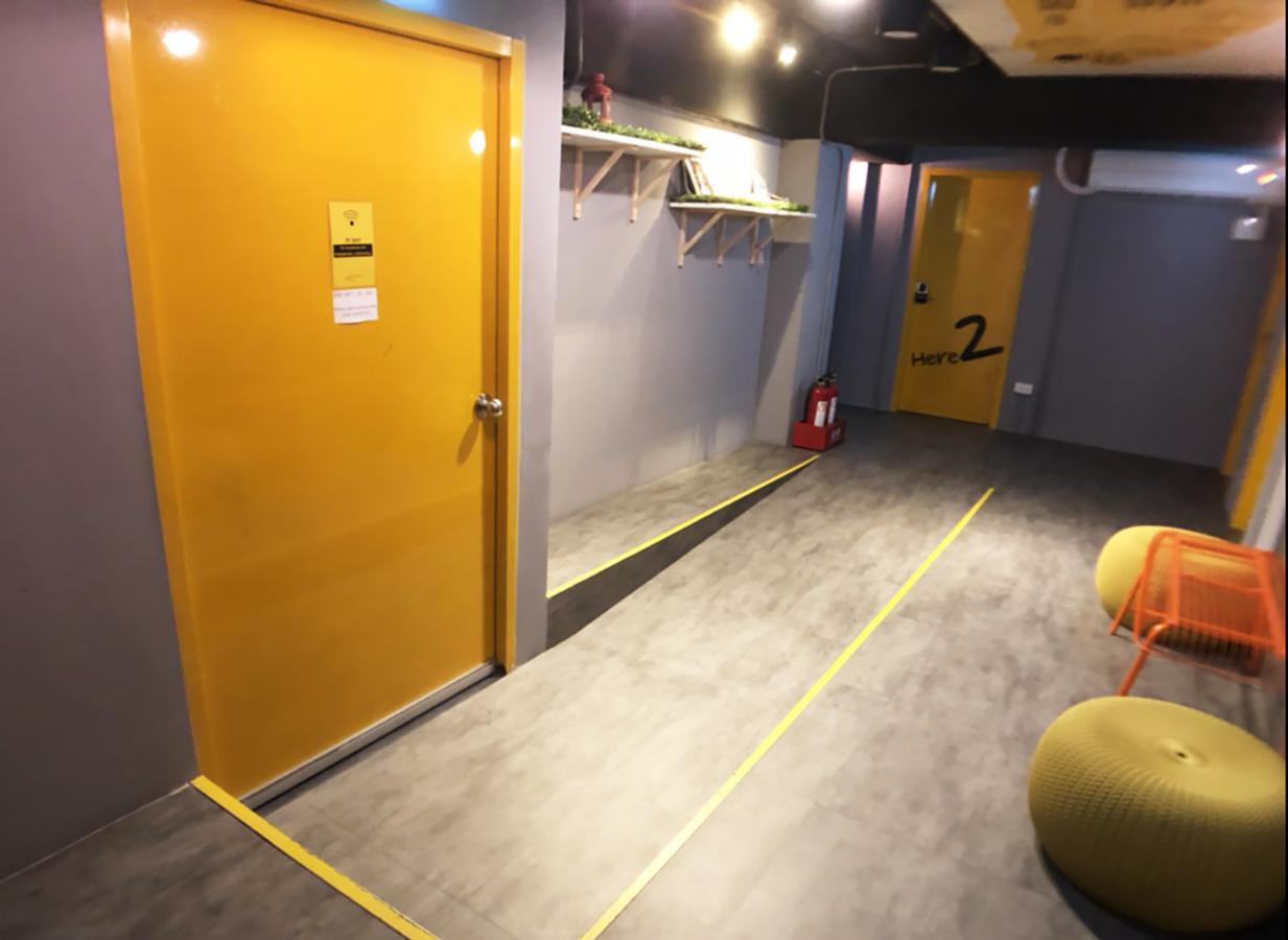 Here X There Hostel Taipei Main Station Exterior photo